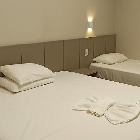 Sleep Hotel Toledo  Bagian luar foto
