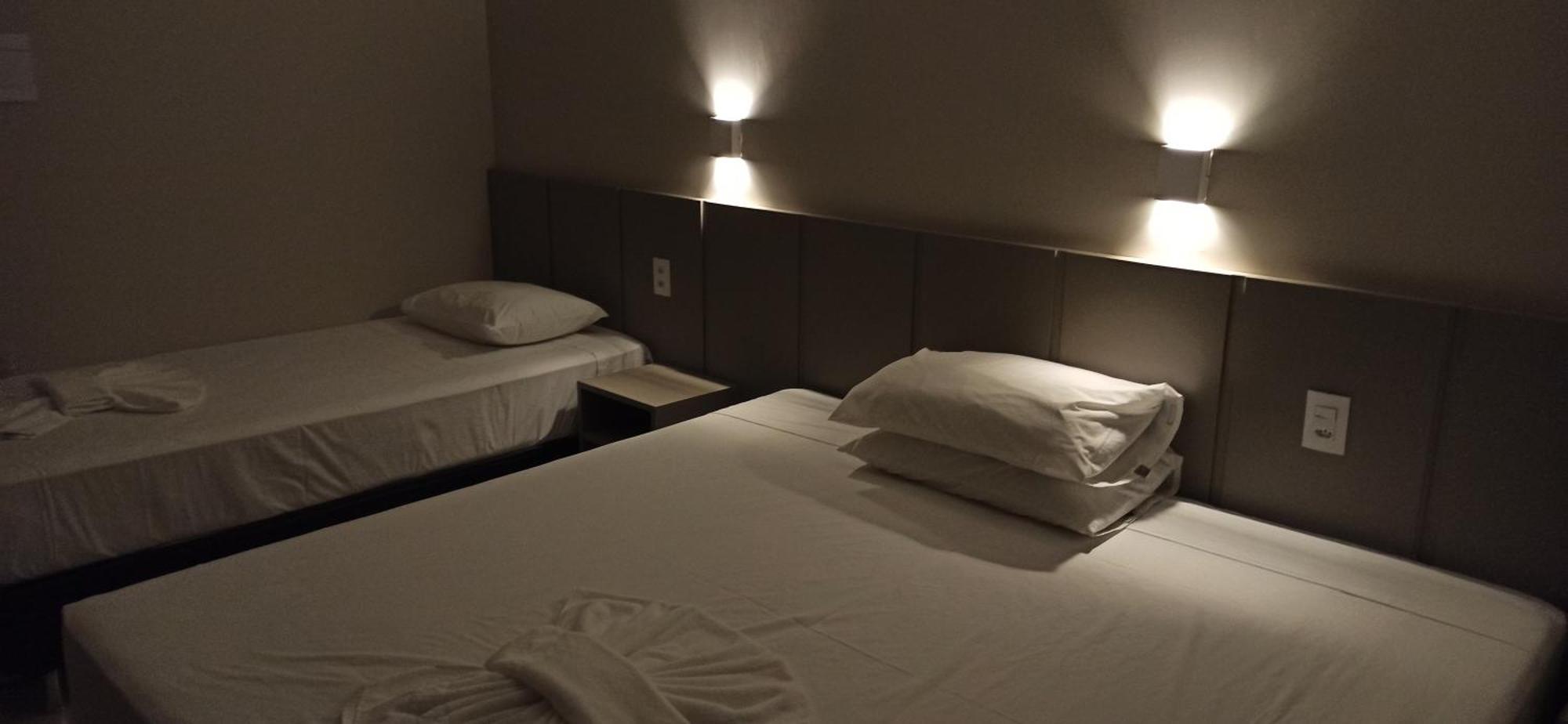Sleep Hotel Toledo  Bagian luar foto