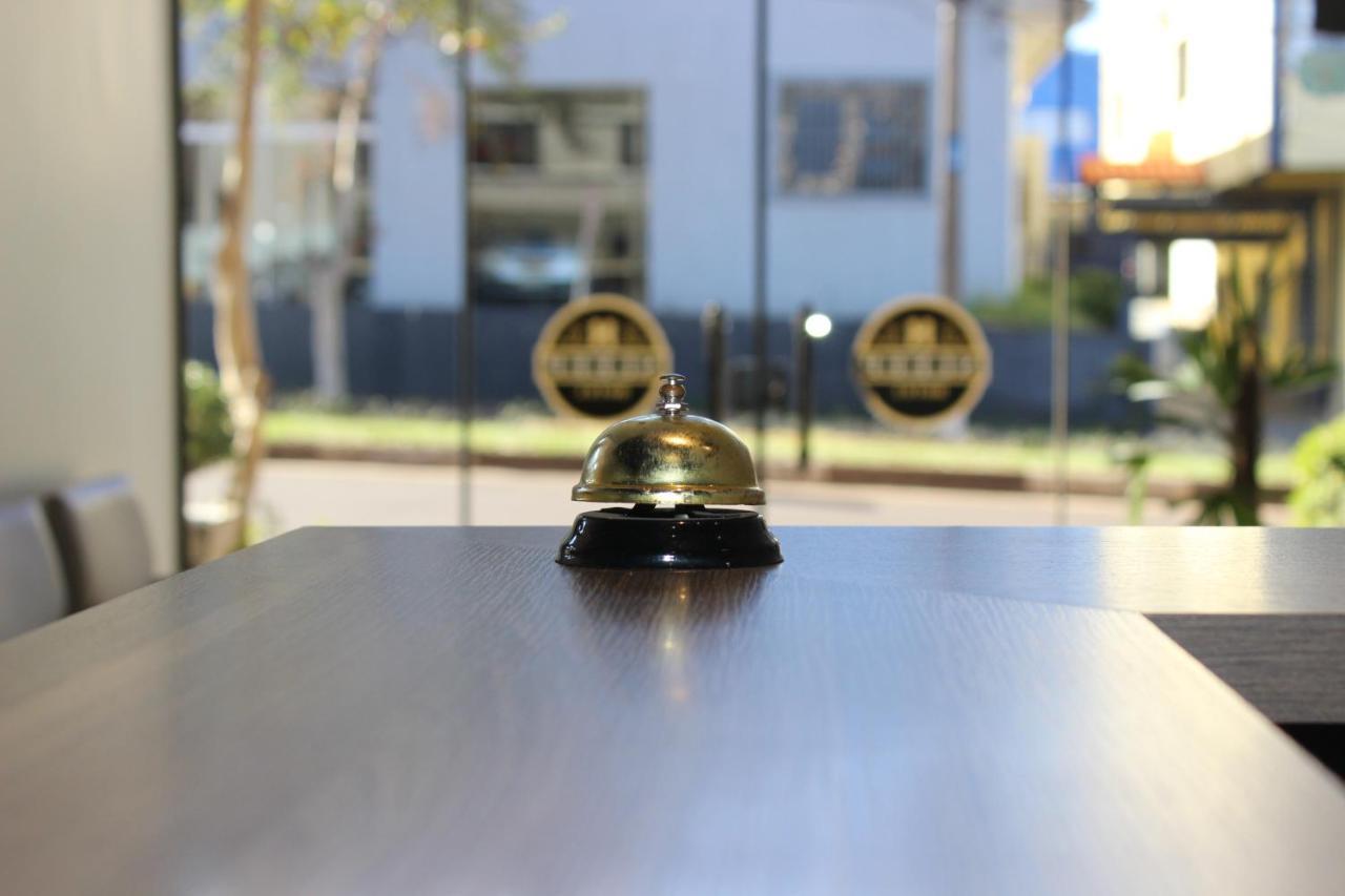 Sleep Hotel Toledo  Bagian luar foto